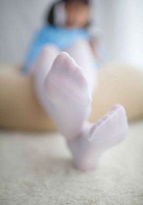 美女用手扒开自己下面_HD在线观看完整版