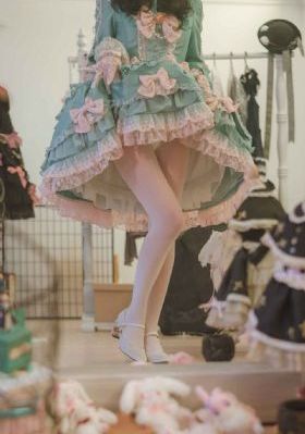 肮脏的交易之女人的战争_午夜伦不卡高清在线观看