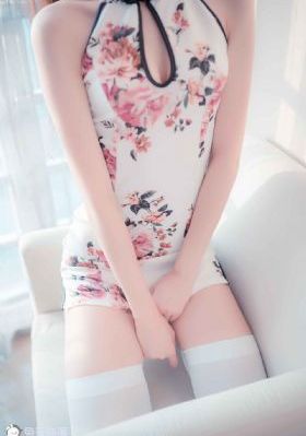 免费的美女在线视频_720高清完整版播放