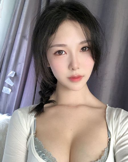 爱丝无圣光_手机在线免费观看