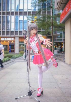 人人欧美_在线完整观看