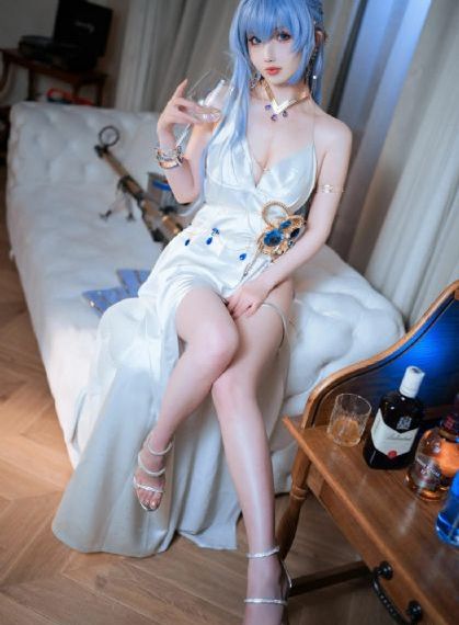 美女脱光app_高清免费播放
