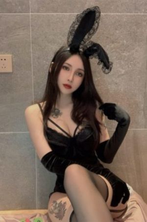 花儿照相馆_中英字幕1080