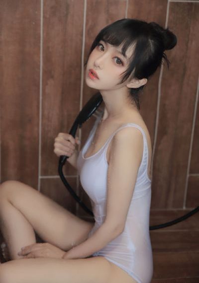 亚洲暴爽av天天爽日日碰_剧情片电视剧在线观看