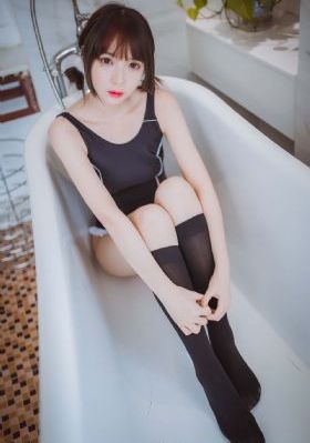 日本a级无毛_720高清完整版